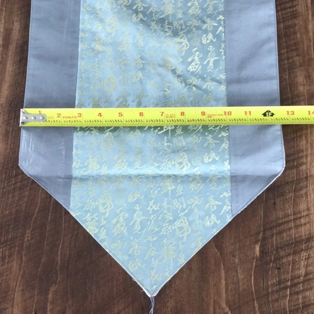 Table Runner NWT Grey on edges and silver in middle.